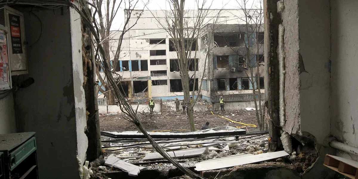 Biller vun der Zerstéierung no russeschen Attacken an der Ukrain (Symbolfoto)