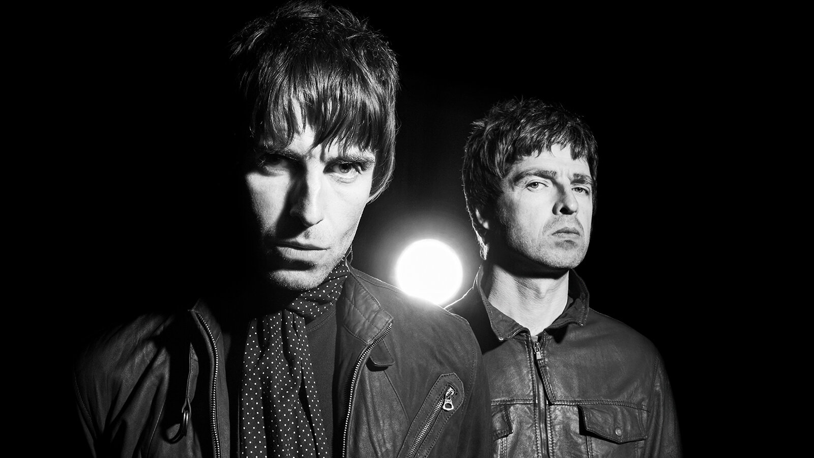 Liam an Noel Gallagher | © picture alliance / Photoshot | -