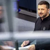 Wolodymyr Selenskyj setzt op illimitéiert Waffepaus | © picture alliance / PIC ONE | Christian Ender