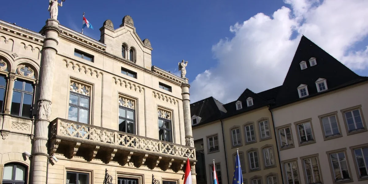 Fraktioune bei Oprüstung net op enger Linn