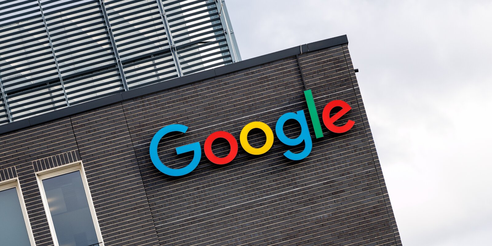 Google | © picture alliance/dpa | Matthias Balk