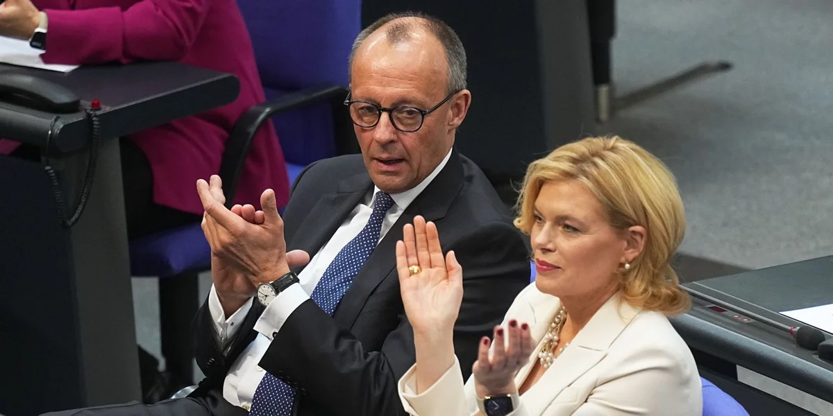 Neien däitsche Bundestag: Julia Klöckner als Bundestagspresidentin gewielt | © picture alliance/dpa | Michael Kappeler