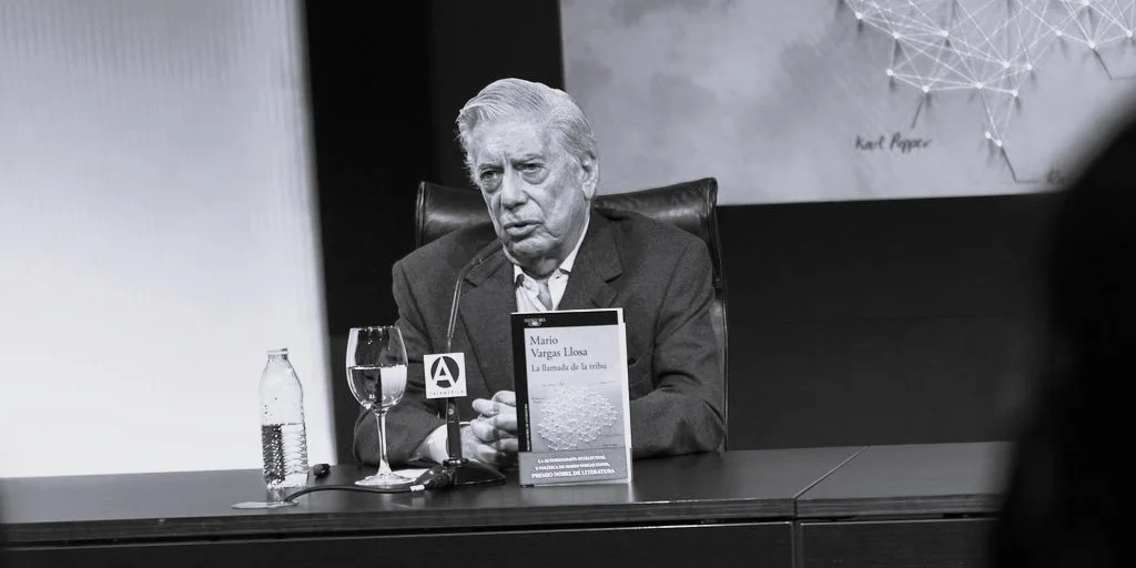 Mario Vargas Llosa ass gestuerwen | © flickr