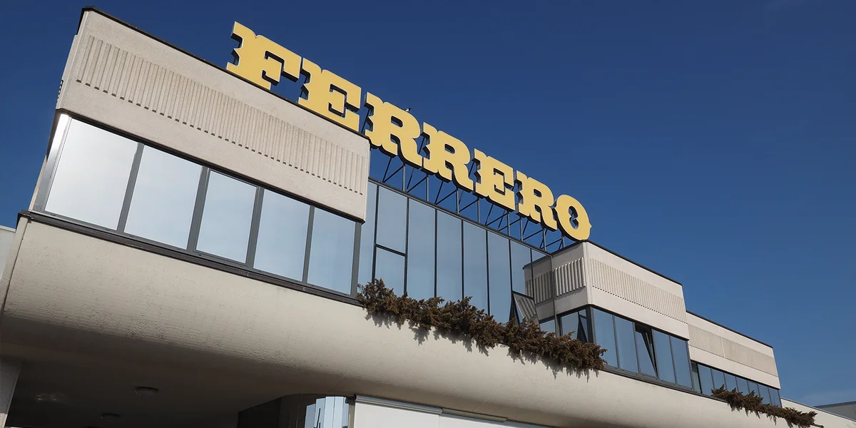 Eng Schocklasfabrick vu Ferrero an Italien | © Ferrero 