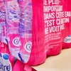 Mikroplastik am Mineralwaasser? Nestlé steet a Frankräich an der Kritik | © GoodPics - stock.adobe.com