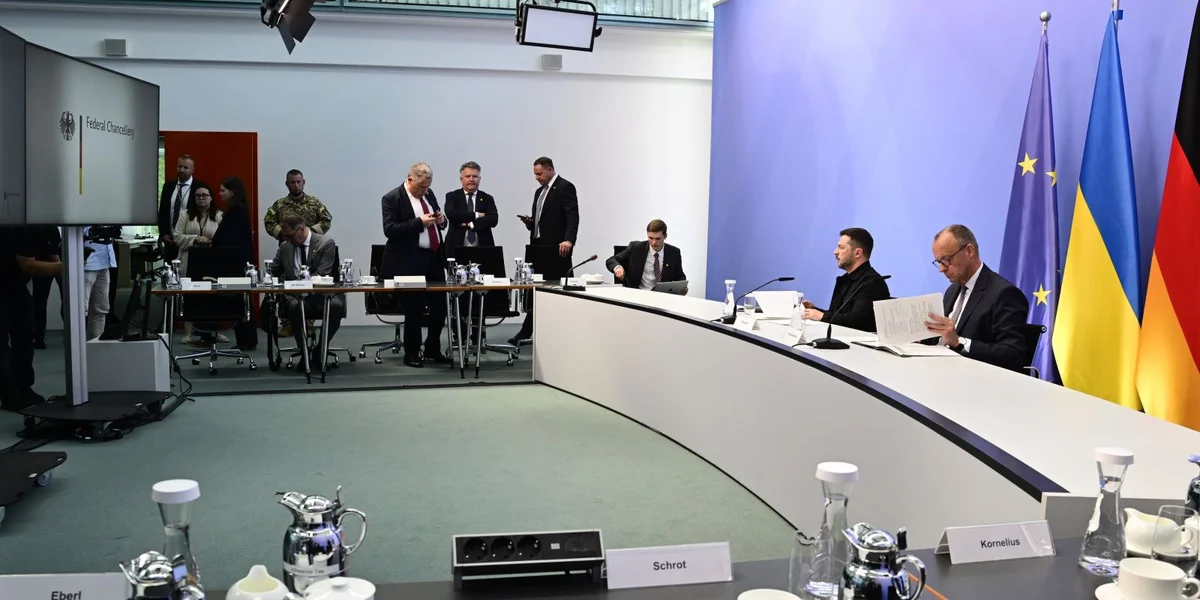 No Videokonferenz: Europäer an Trump gesi sech op enger Linn | © EPA/JOHN MACDOUGALL / POOL