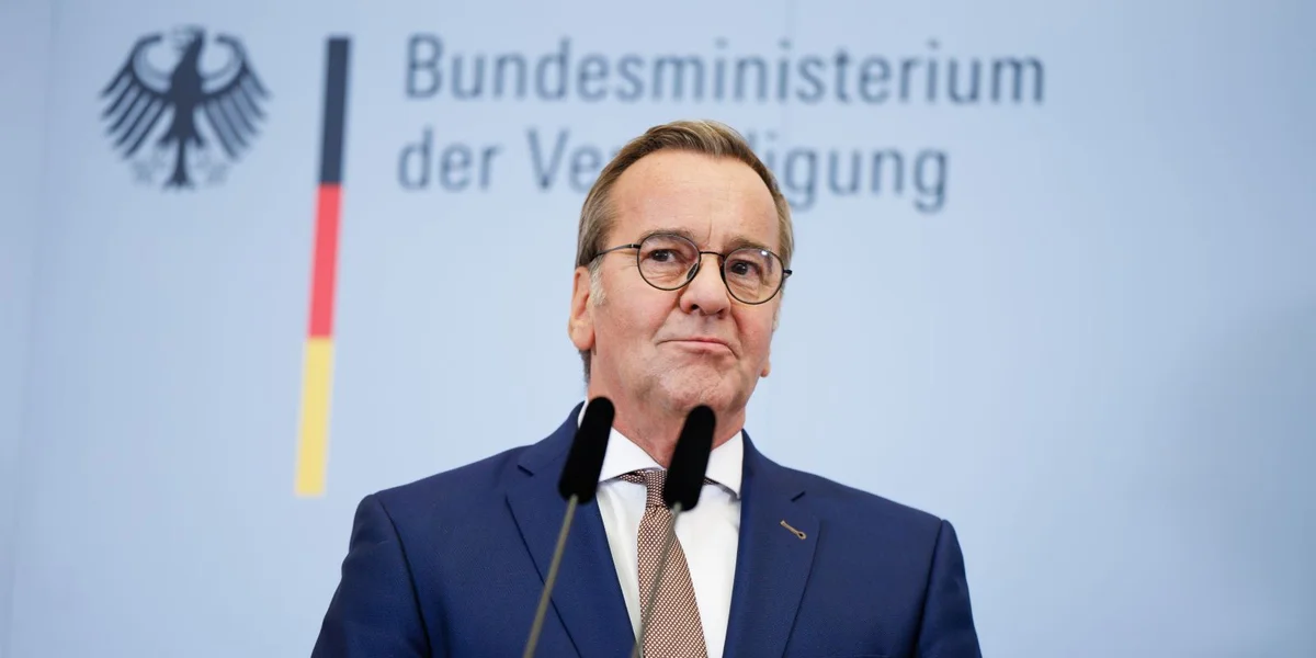 © EPA/CLEMENS BILAN