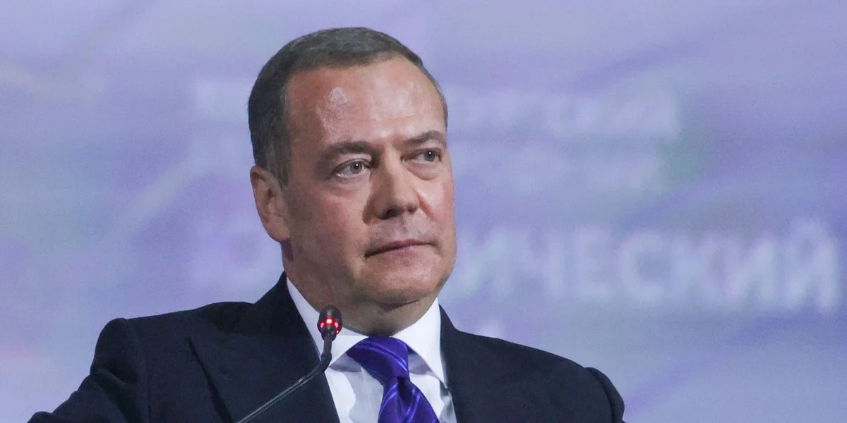 Russeschen Ex-President Medwedew vergläicht US-Sanktioune mat engem Krichsakt