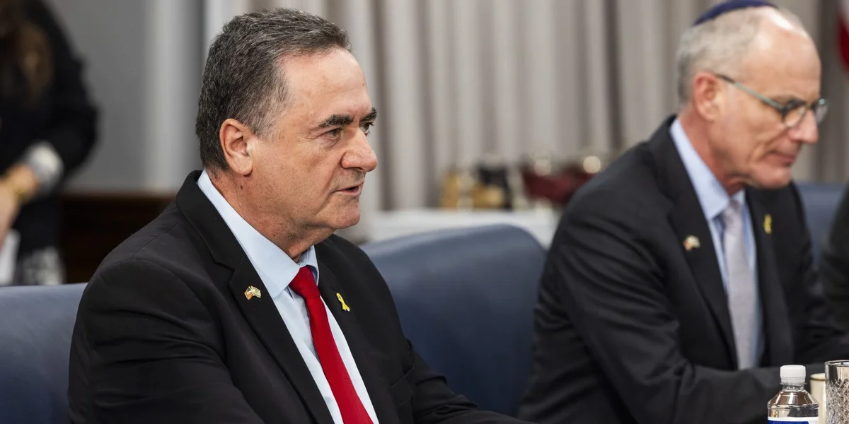 Den israeeleschen Defenseminister Israël Katz am Pentagon | © EPA/JIM LO SCALZO