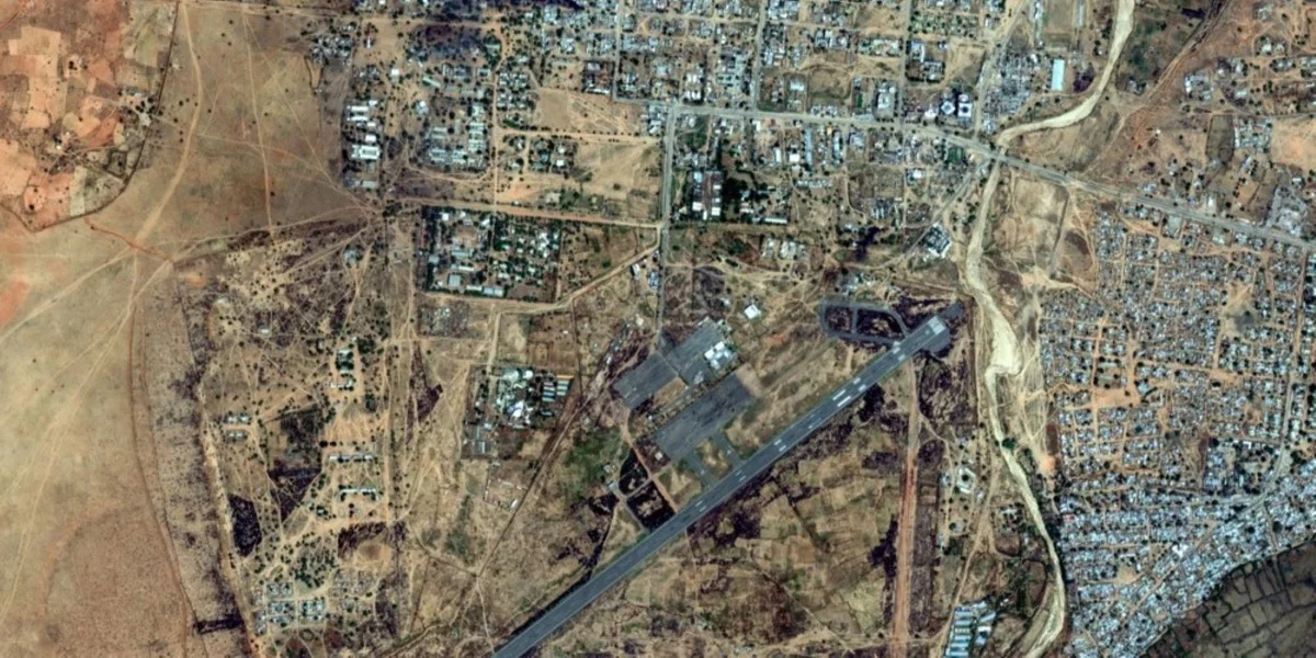 Satellitten Opnam vun El-Fasher nodeems RSF-Kämpfer Stad ageholl hunn | © EPA/SATELLITE IMAGE ©2025 VANTOR / HANDOUT