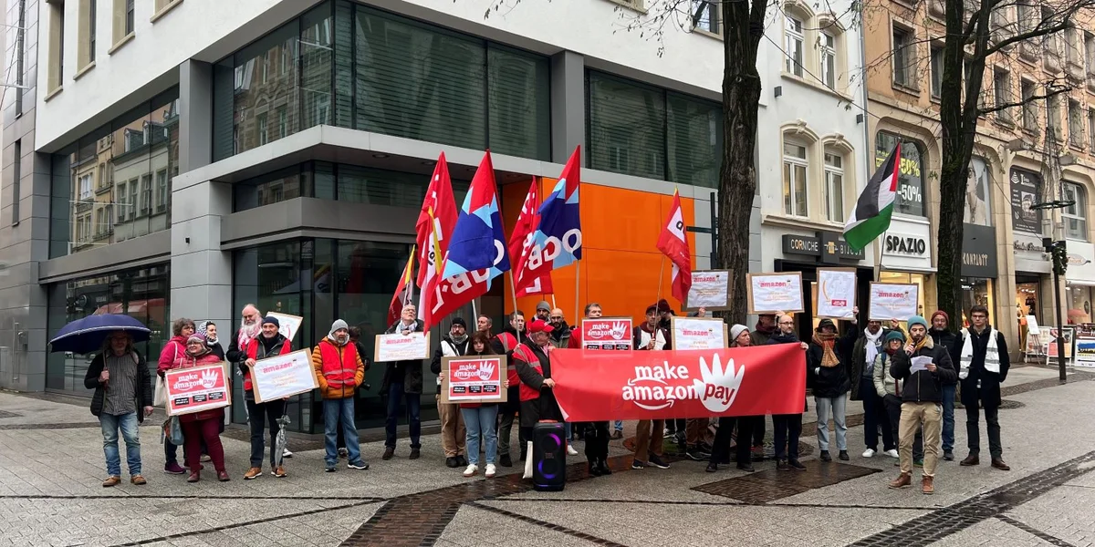 Black-Friday-Protest an der Stad géint Amazon | © Pit Beffort