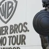 Verkaf vu Warner Bros.: Donald Trump mëscht sech an | © EPA/CAROLINE BREHMAN