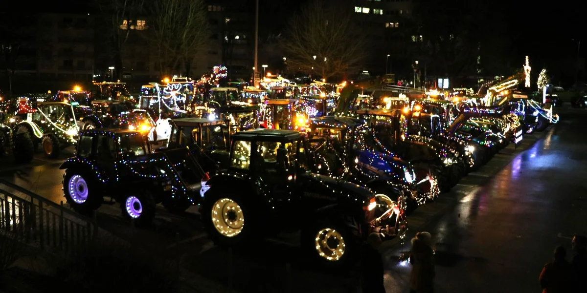Mam Trakter schéi Feierdeeg wënsche gëtt zur Traditioun | © Lëtzebuerger Landjugend a Jongbaueren