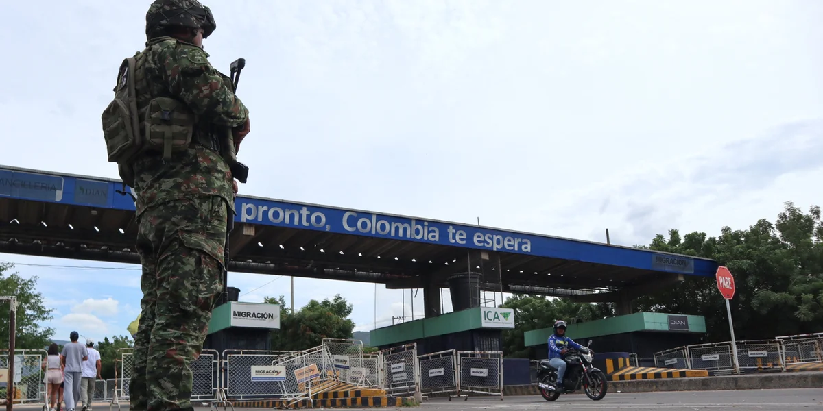 Grenz tëschent Kolumbien a Venezuela | © EPA/MARIO CAICEDO