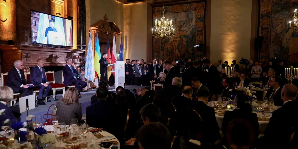 Münchener Sécherheetskonferenz: Europa misst sech een eegene Wee sichen, ouni d'USA | © EPA/RONALD WITTEK