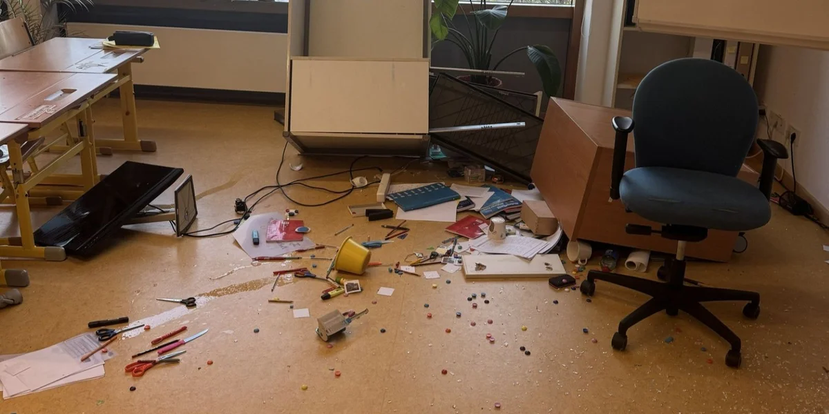 No Vandalismus: An der Schoul zu Rued-Sir gouf intensiv geraumt a gebotzt | © Gemeng Betzder Facebook