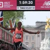 Rekord beim London Marathon | © EPA/NEIL HALL