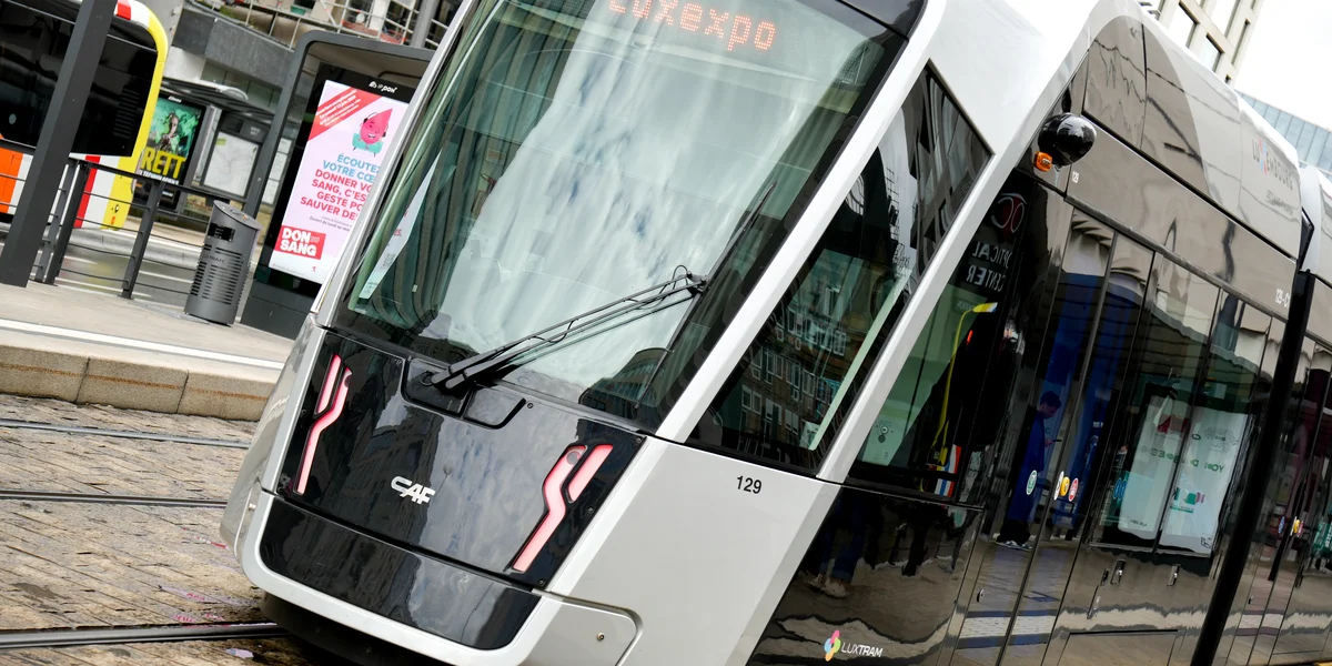 Zodi an der Chamber: Ass de séieren Tram séier an den Arrêt Steebrécken néideg? | © Radio 100,7