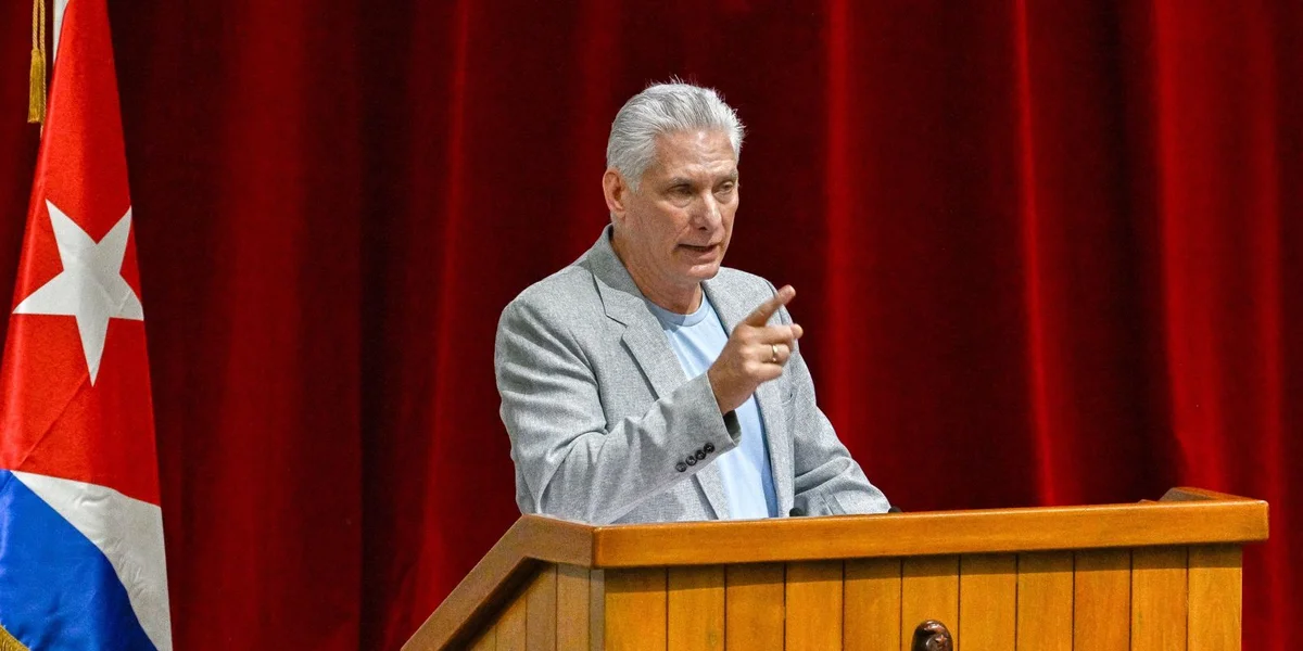 Miguel Diaz-Canel | © EPA/ADALBERTO ROQUE/ POOL