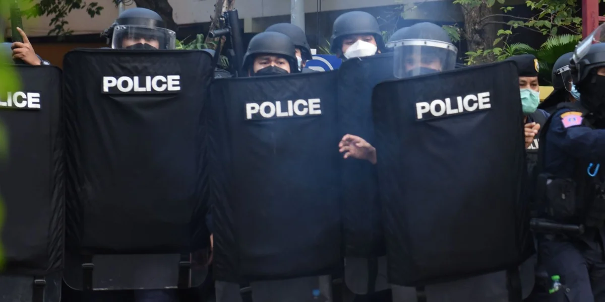 14 Joer ale Jong schéisst mat Pistoul an der Géigend Bangkok - Op d'mannst 8 Doudeger | © picture alliance / Pacific Press | Teera Noisakran