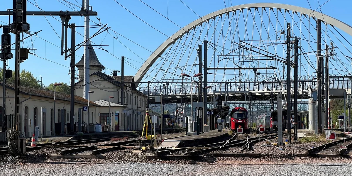 Mat dobäi um CFL-Chantier ronderëm d'Beetebuerger Gare | © Pit Beffort