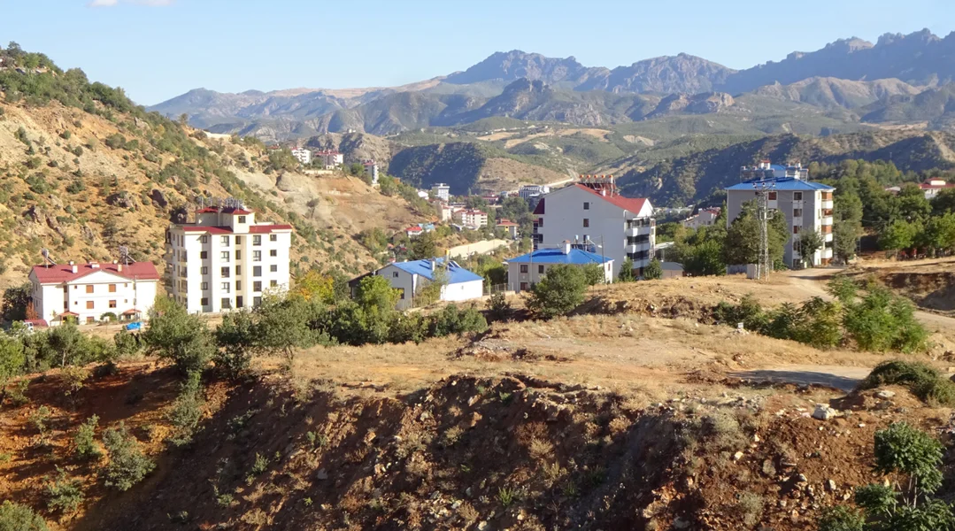 Tierkesch Postkaarte vum Guy Helminger - Dersim